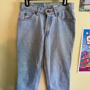 Vintage Levi’s mom jeans